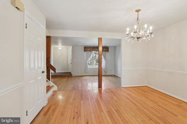 18 BENNINGTON PL, Newtown, PA 18940