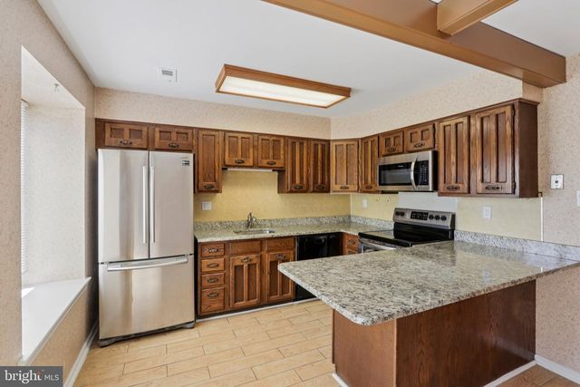 18 BENNINGTON PL, Newtown, PA 18940