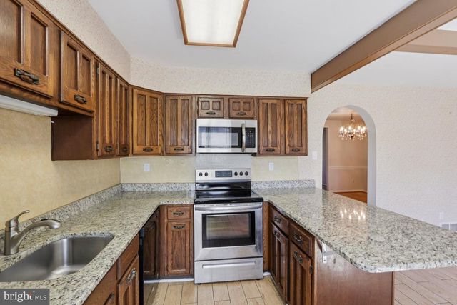 18 BENNINGTON PL, Newtown, PA 18940