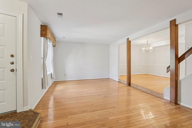 18 BENNINGTON PL, Newtown, PA 18940