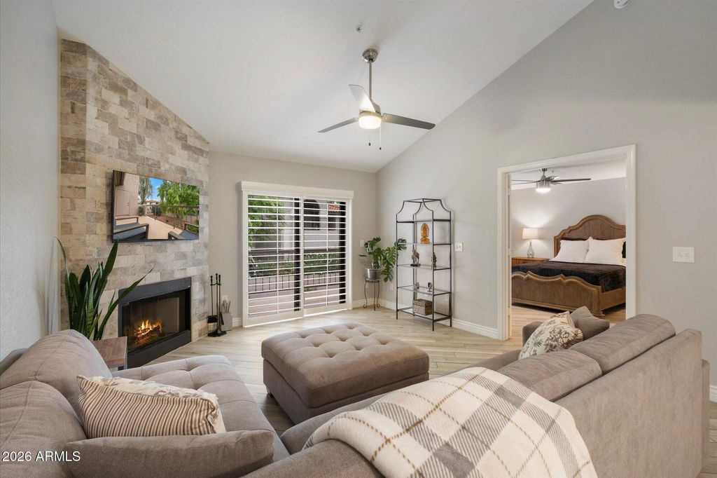 9460 E MISSION Lane 215, Scottsdale, AZ 85258 — photo 4