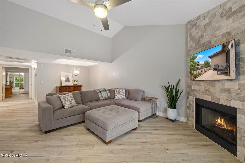 9460 E MISSION Lane 215, Scottsdale, AZ 85258 — photo 5