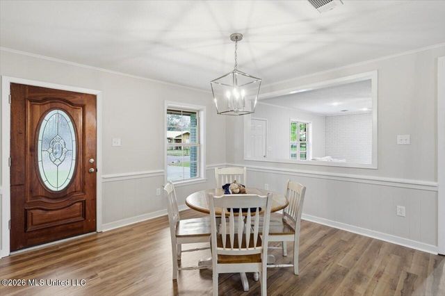 2051 Melvin Road, Pearl, MS 39208