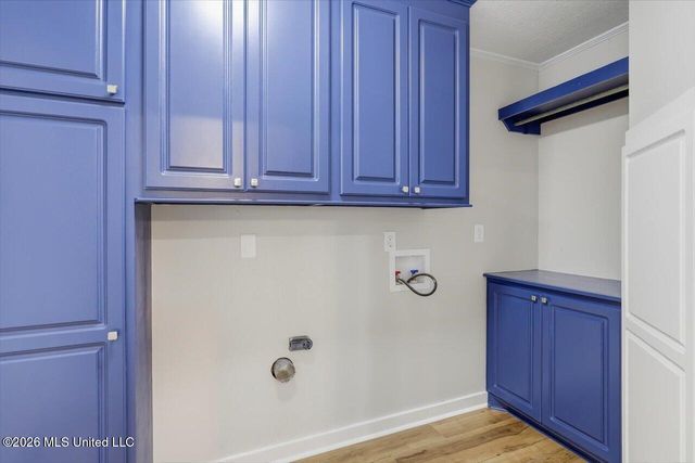 2051 Melvin Road, Pearl, MS 39208