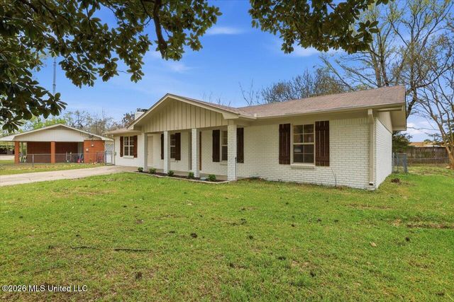2051 Melvin Road, Pearl, MS 39208