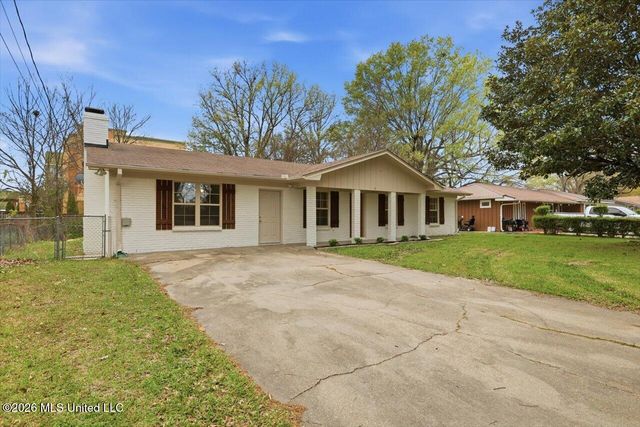 2051 Melvin Road, Pearl, MS 39208