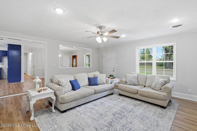 2051 Melvin Road, Pearl, MS 39208