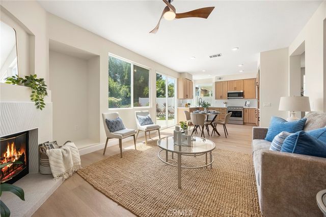 1023 S Brianna Way, Anaheim Hills, CA 92808