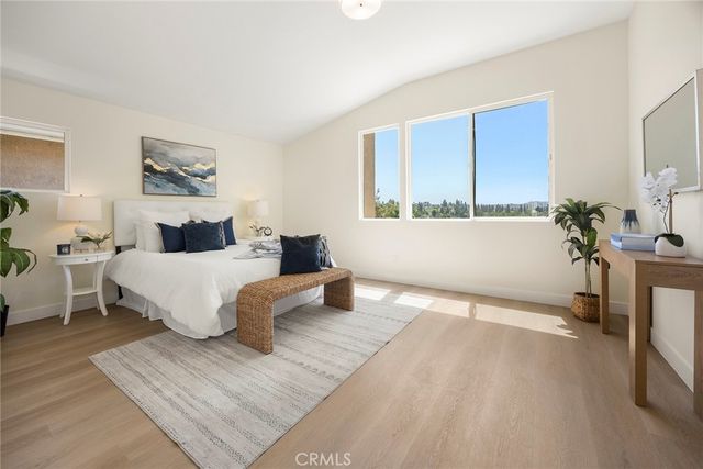 1023 S Brianna Way, Anaheim Hills, CA 92808