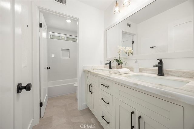 1023 S Brianna Way, Anaheim Hills, CA 92808