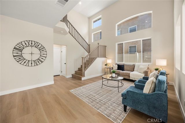 1023 S Brianna Way, Anaheim Hills, CA 92808