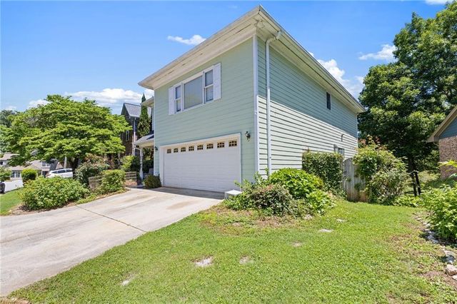 2122 Heritage Heights, Decatur, GA 30033