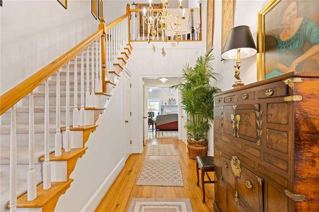 2122 Heritage Heights, Decatur, GA 30033