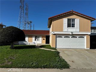 17475 Santa Lucia, Fountain Valley, CA 92708