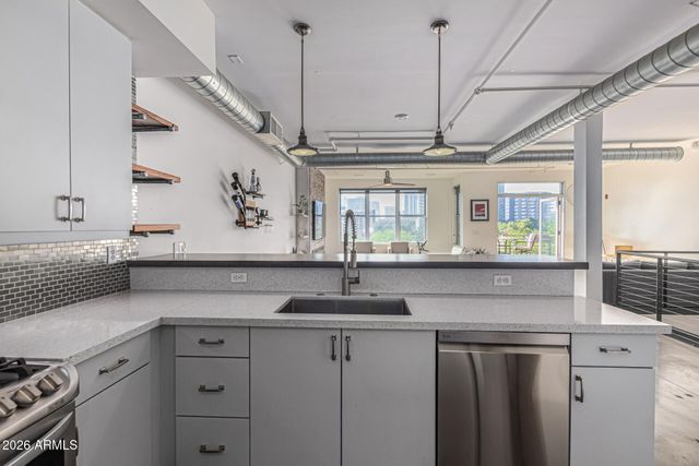 1326 N CENTRAL Avenue 303B, Phoenix, AZ 85004