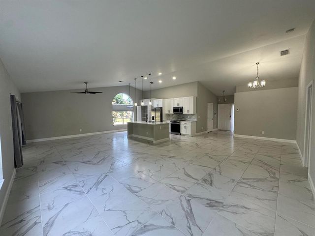 18750 Caspian Circle, Boca Raton, FL 33496