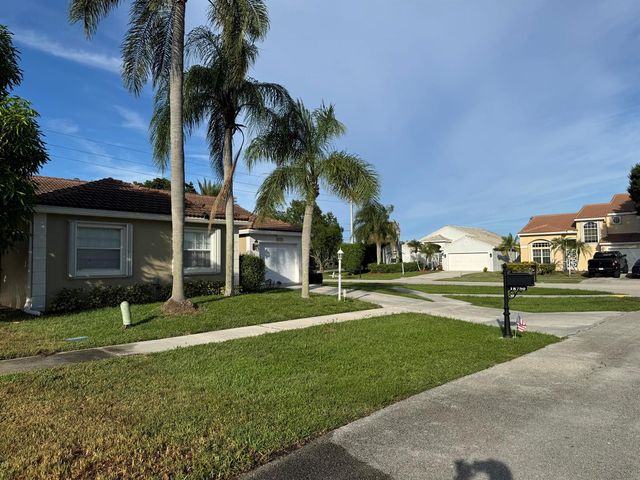 18750 Caspian Circle, Boca Raton, FL 33496