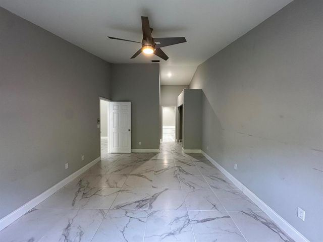 18750 Caspian Circle, Boca Raton, FL 33496