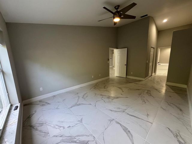 18750 Caspian Circle, Boca Raton, FL 33496