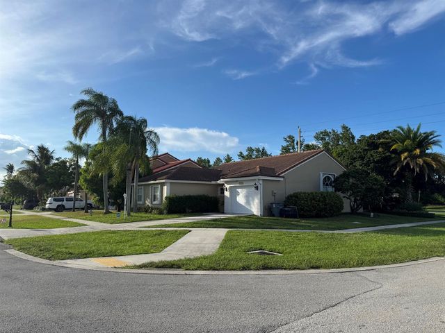 18750 Caspian Circle, Boca Raton, FL 33496