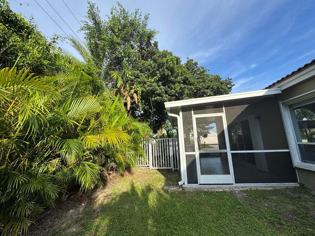 18750 Caspian Circle, Boca Raton, FL 33496