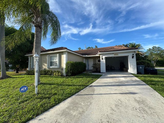 18750 Caspian Circle, Boca Raton, FL 33496