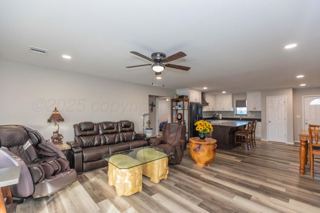 6106 W ROCKWELL Road, Amarillo, TX 79118