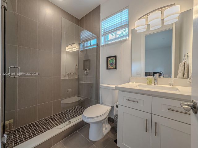 2574 Jardin Way, Weston, FL 33327