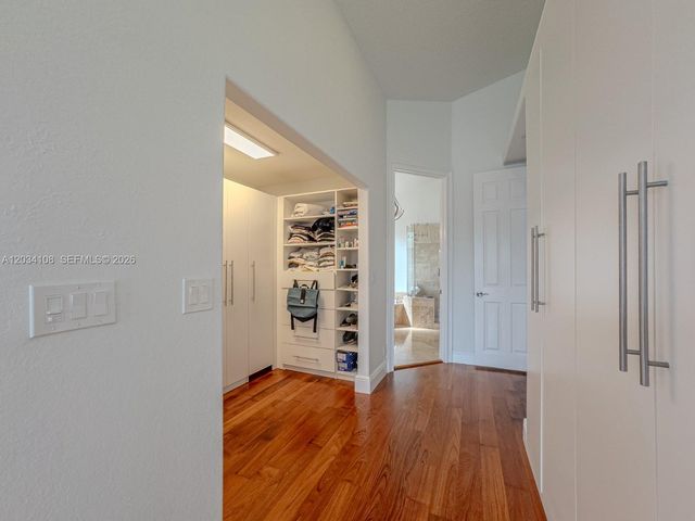 2574 Jardin Way, Weston, FL 33327
