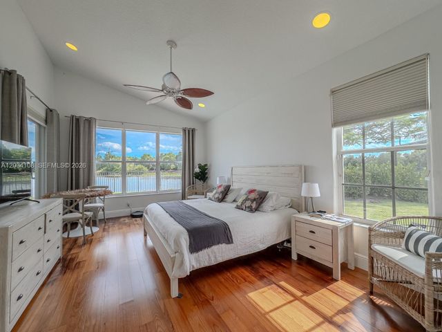 2574 Jardin Way, Weston, FL 33327