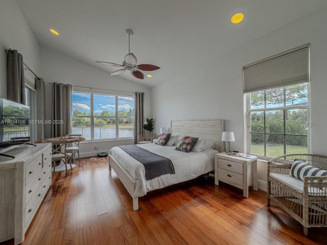 2574 Jardin Way, Weston, FL 33327