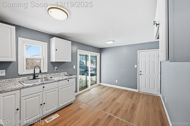 4147 Burton Street, Inkster, MI 48141