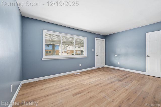 4147 Burton Street, Inkster, MI 48141