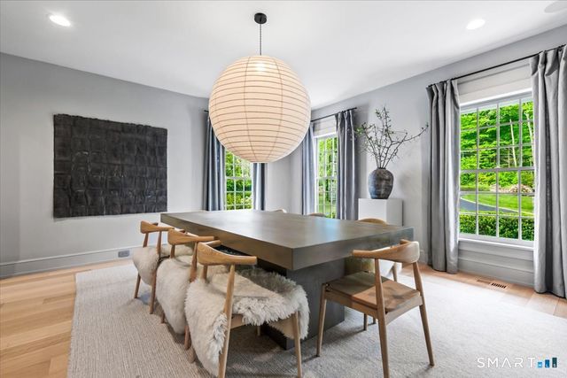 256 Country Club Road, New Canaan, CT 06840