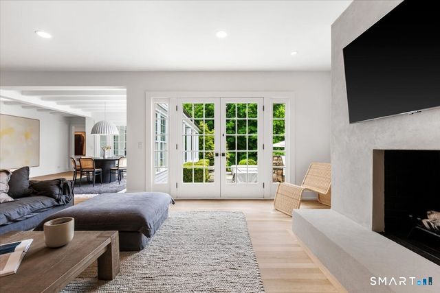 256 Country Club Road, New Canaan, CT 06840