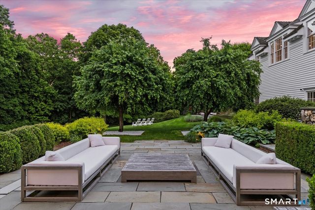 256 Country Club Road, New Canaan, CT 06840