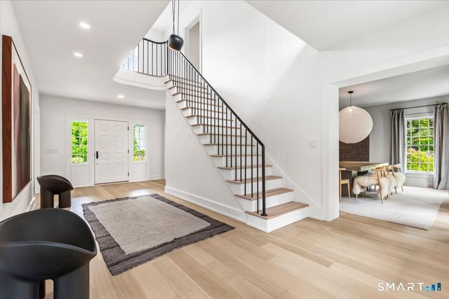 256 Country Club Road, New Canaan, CT 06840