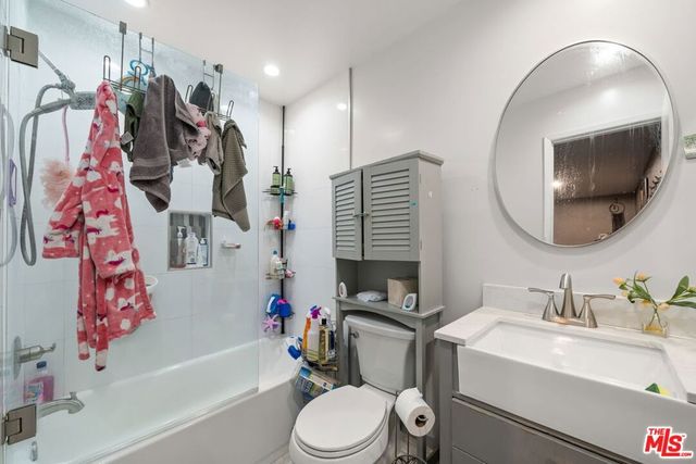 756 N Inglewood Avenue 1, Inglewood, CA 90302