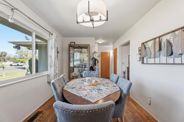 5446 E Mono Street, Fresno, CA 93727