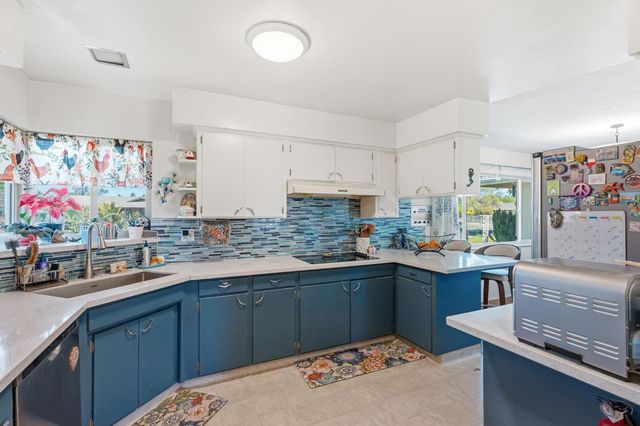 5446 E Mono Street, Fresno, CA 93727