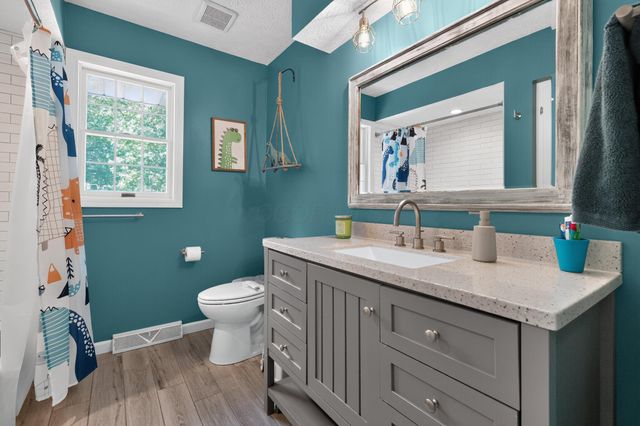 7235 Lee Road, Westerville, OH 43081