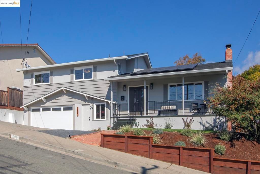 2850 Jennifer Dr, Castro Valley, CA 94546