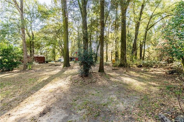 204 Bayou E Avenue, Satsuma, AL 36572