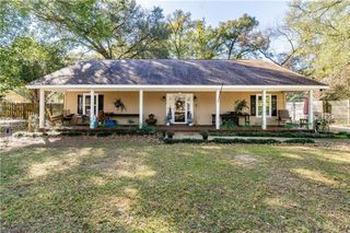 204 Bayou E Avenue, Satsuma, AL 36572