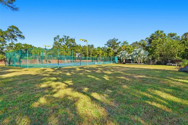 1761 LONG BOW LANE, Clearwater, FL 33764