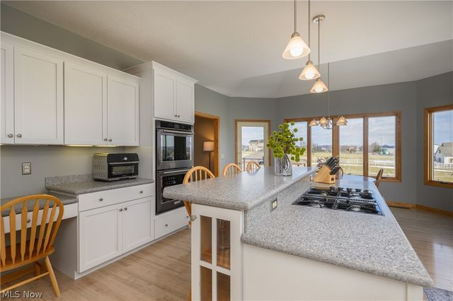 1617 Charolais Street NW, Uniontown, OH 44685