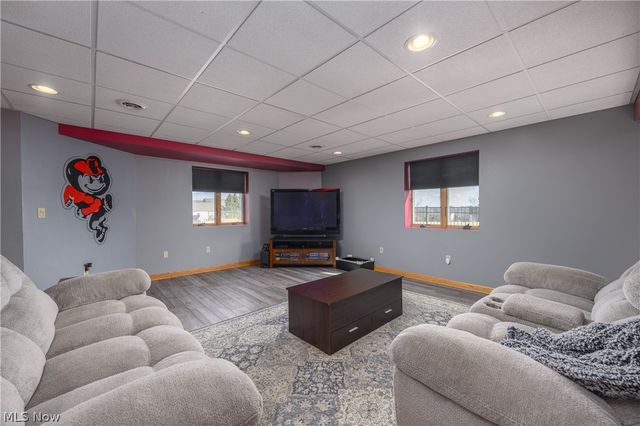 1617 Charolais Street NW, Uniontown, OH 44685