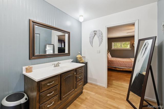 23330 Canfield Avenue, Farmington Hills, MI 48336