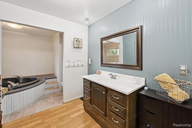 23330 Canfield Avenue, Farmington Hills, MI 48336