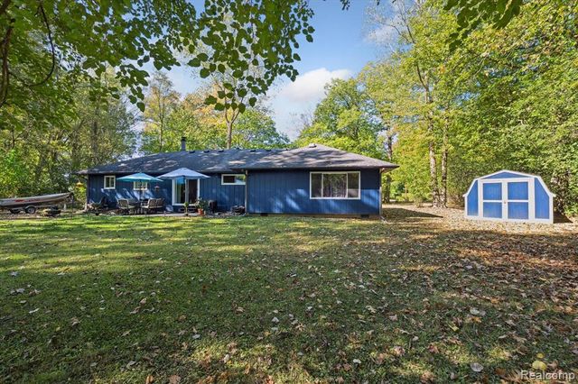 23330 Canfield Avenue, Farmington Hills, MI 48336